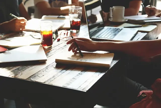 10 consejos para organizar un viaje en grupo de manera eficiente