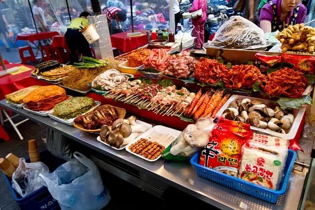 Las mejores ciudades para disfrutar de la gastronomía local