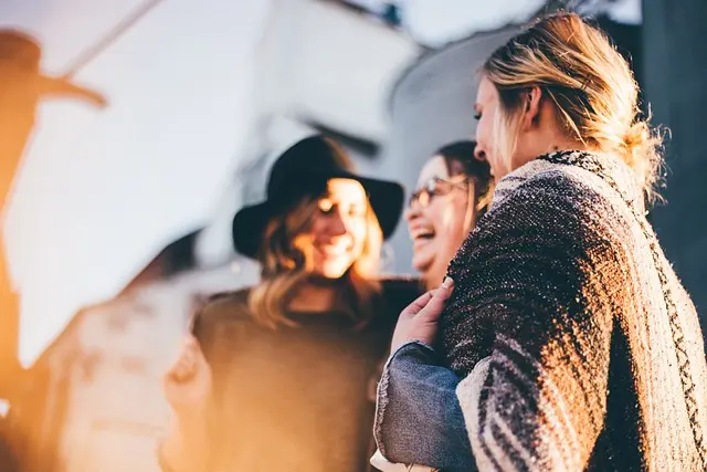 Cómo organizar un viaje en grupo sin estrés: consejos infalibles