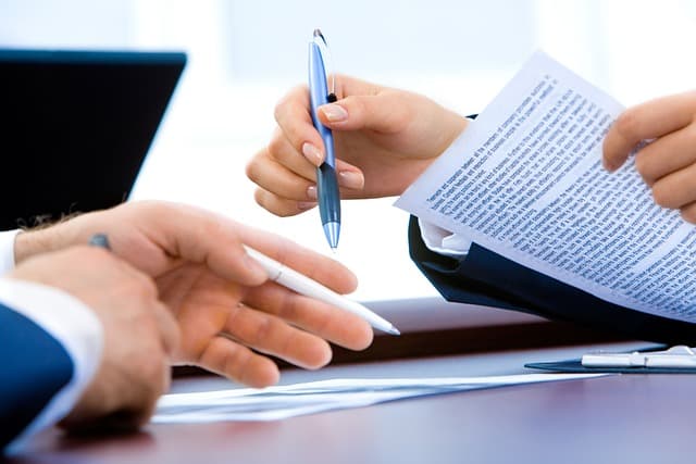 Cómo organizar un viaje de trabajo exitoso: consejos útiles